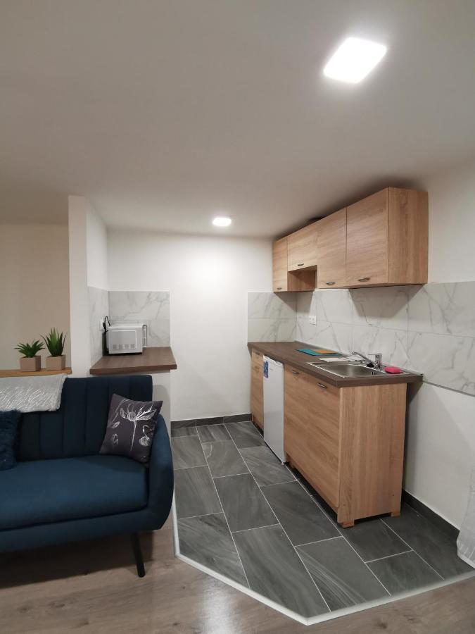 Smile Miko Apartment By Castle Budapest Bagian luar foto